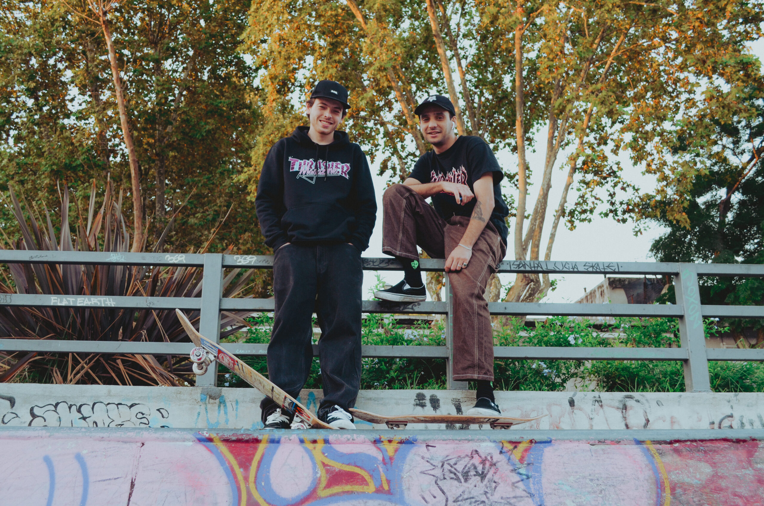 Máximo y Patiwey | Skaters